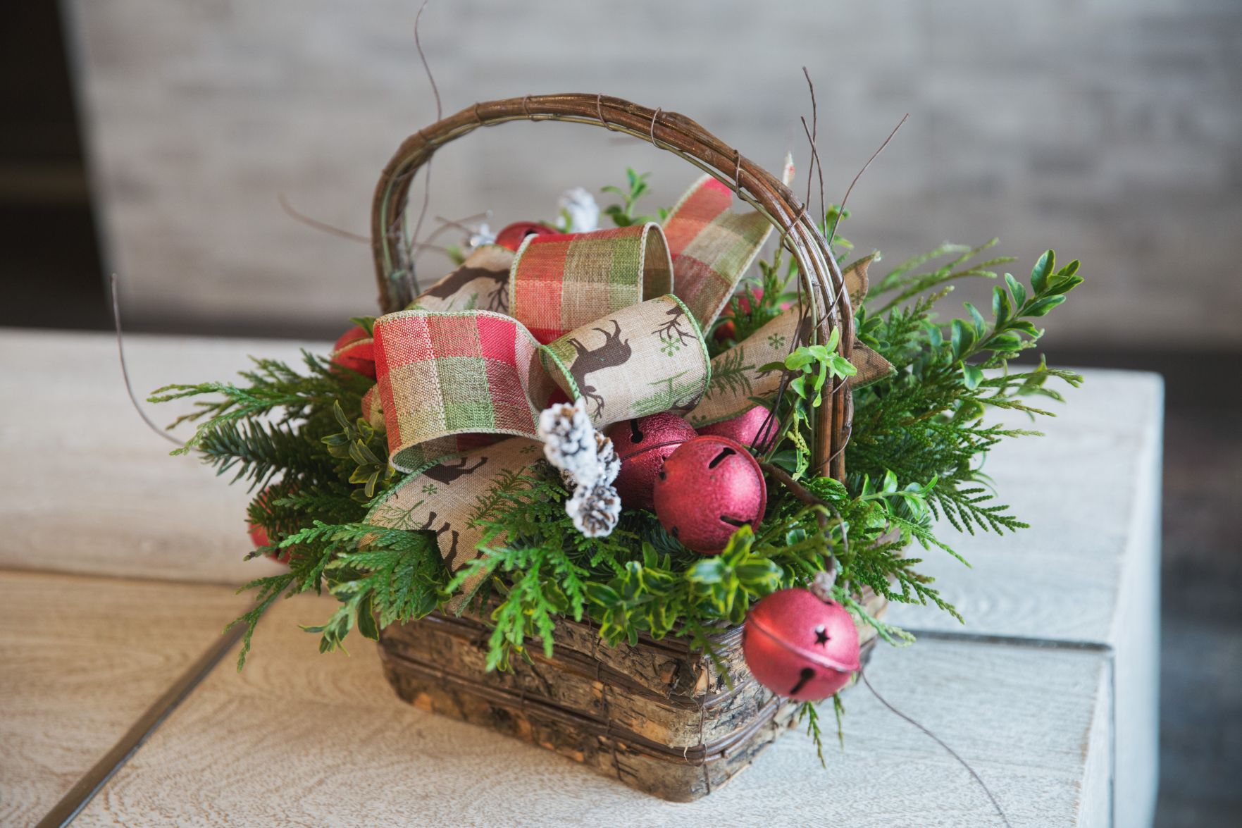 120317-SPC-evergreencenterpiece.jpg